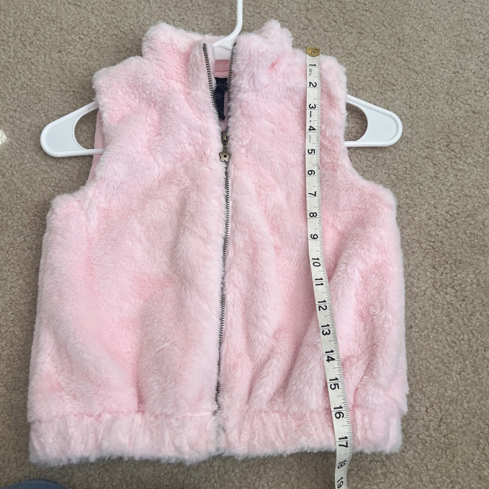 Cynthia Rowley Kids Pink Fuzzy Faux Fur Zip Up Vest Girls Size M 7/8 - Picture 8 of 8